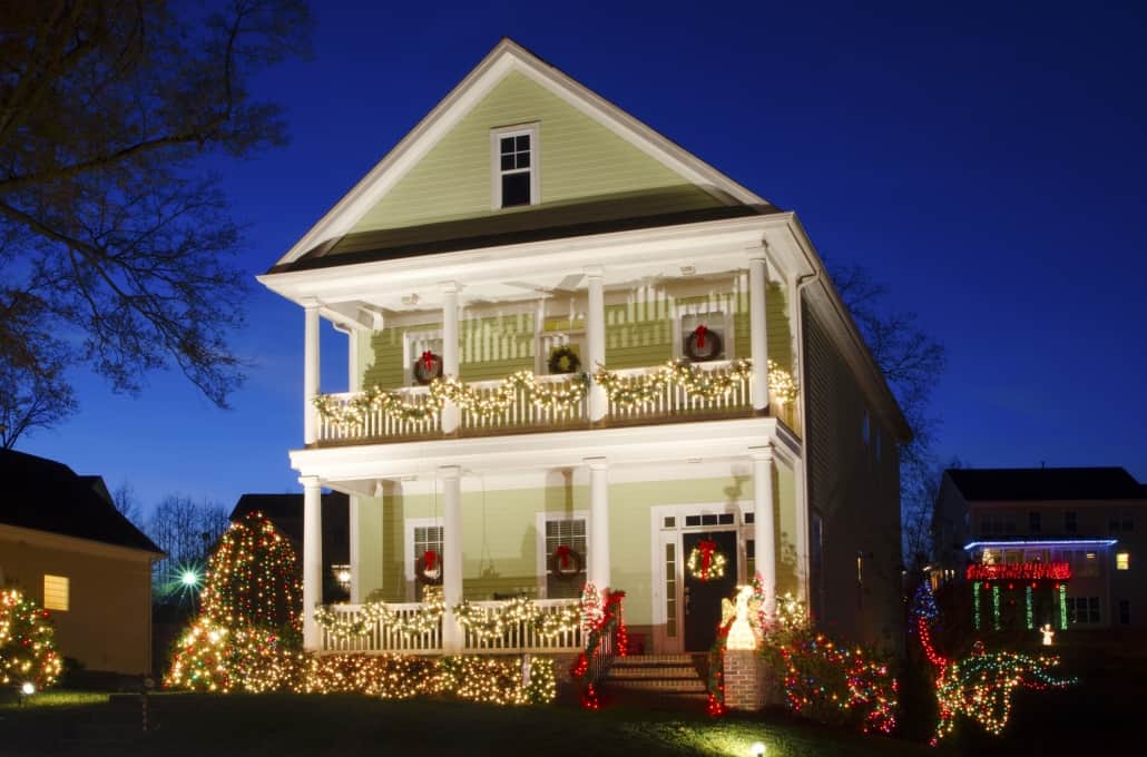 5 HOA-Approved Holiday Decor Tips - The Management Trust